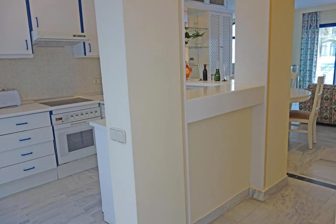 Marbella House Apartamento Duplex Apartment